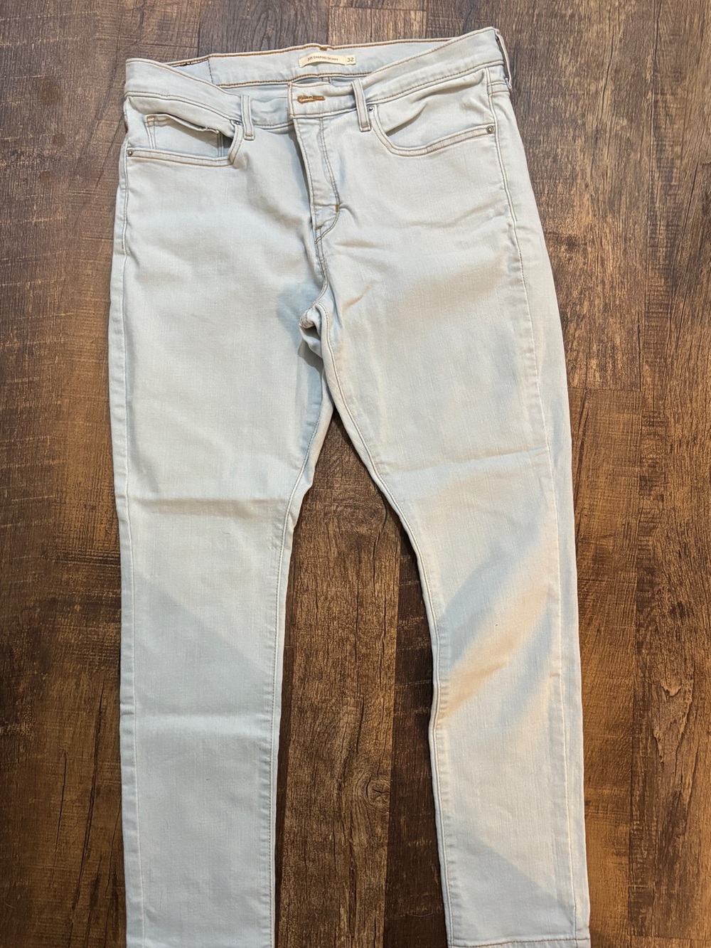 Womens Levi’s 311 Shaping Skinny Light Blue stretchy Jeans